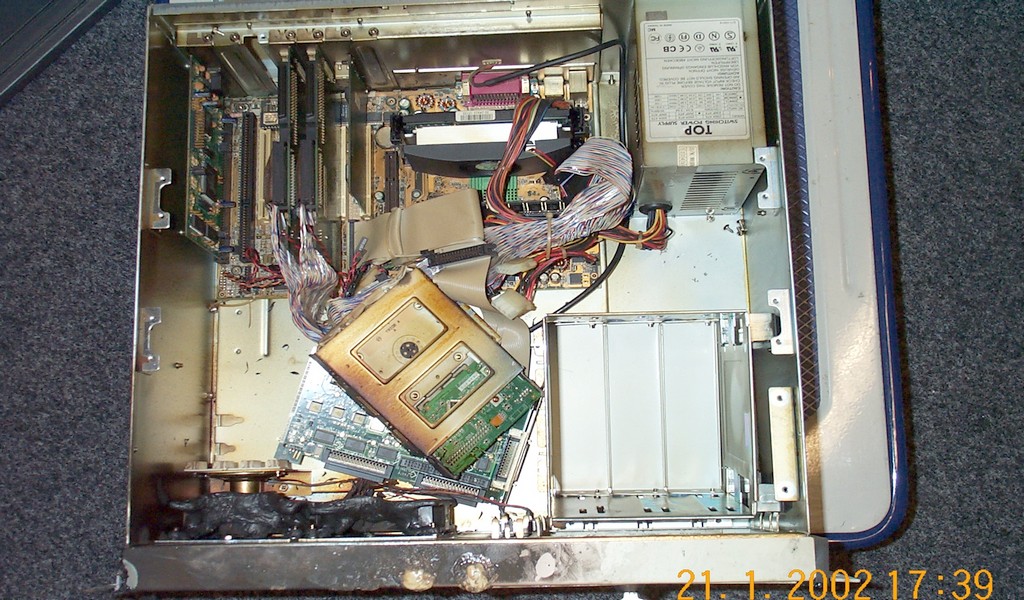 server-brandschaden-2002