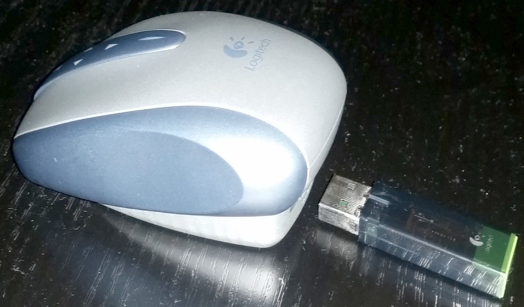 maus-logitech-notebook-funk-rf